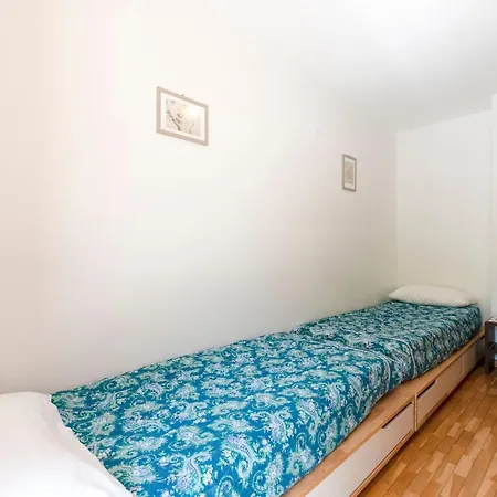Spacious Chalet With Garden Near Area In Tyrol Chalet *