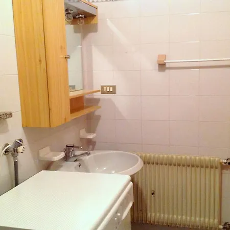 Chalet Spacious Chalet With Garden Near Area In Tyrol Pozza di Fassa